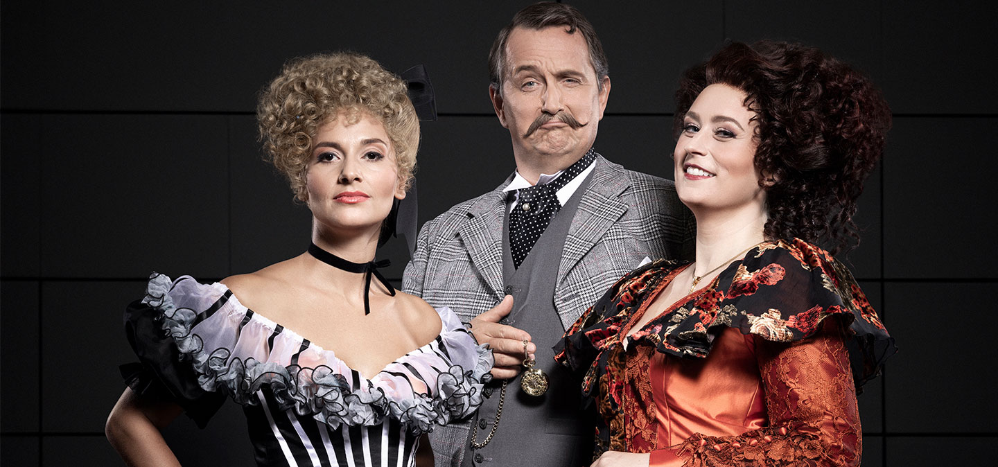 fledermaus_header-front.jpg