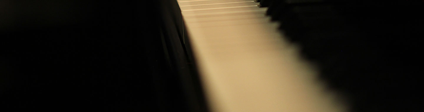 oper_am_klavier_header.jpg