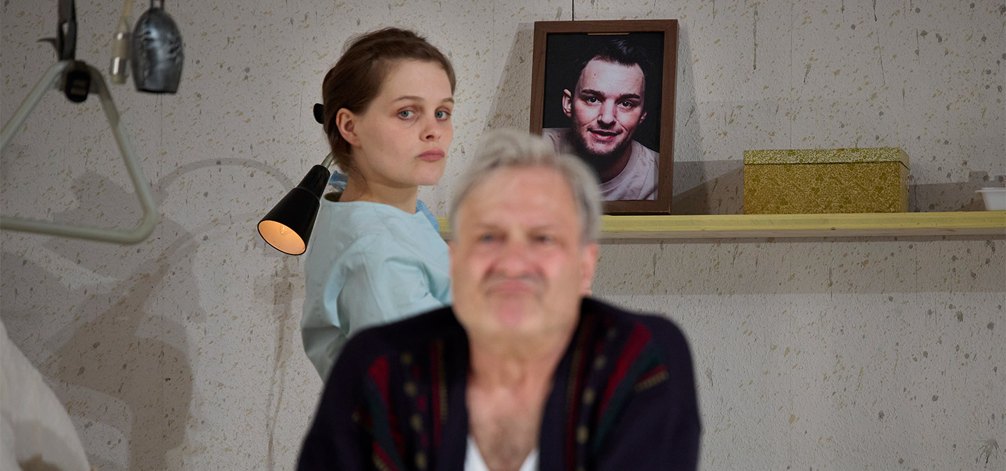 fischers_fritz_header-front.jpg