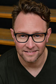 David Hartland ©