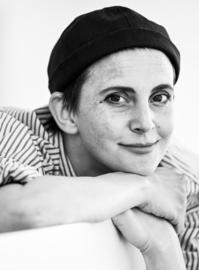 Lauren Rae Mace © Nils Klinger